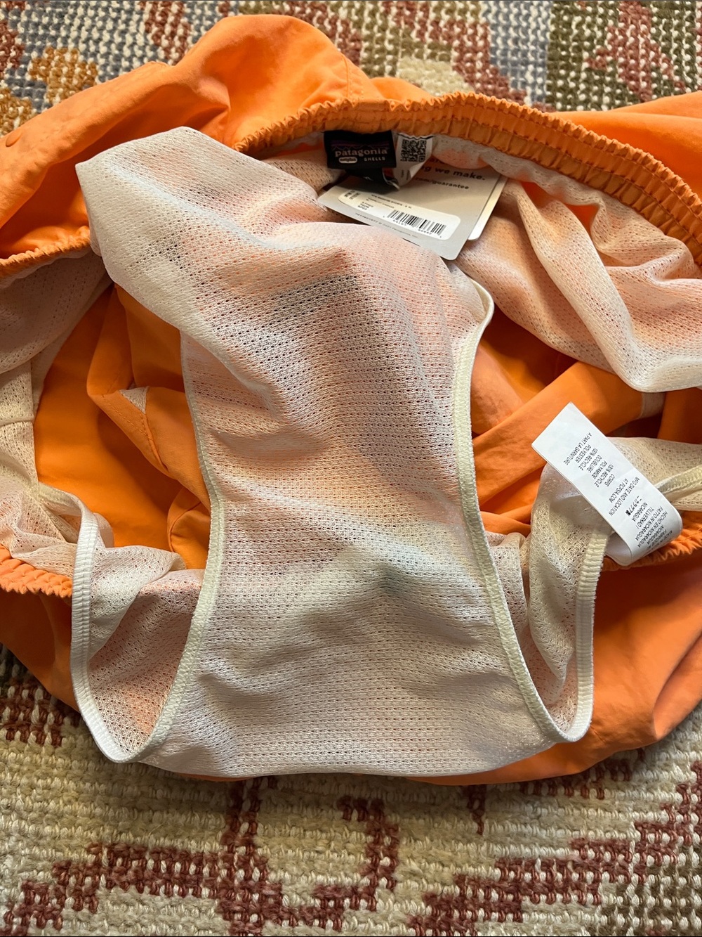 NWT Patagonia Men’s Baggies 5 Inch Shorts Tigerlily Orange Size XL - Picture 9 of 11